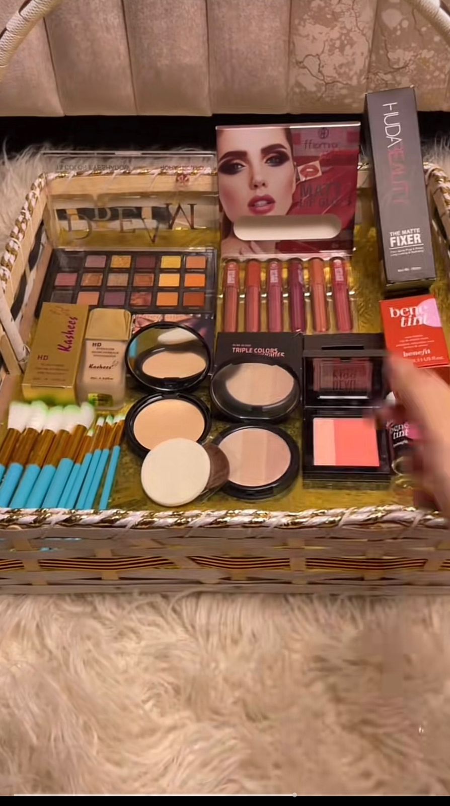 Makeup Deal 03